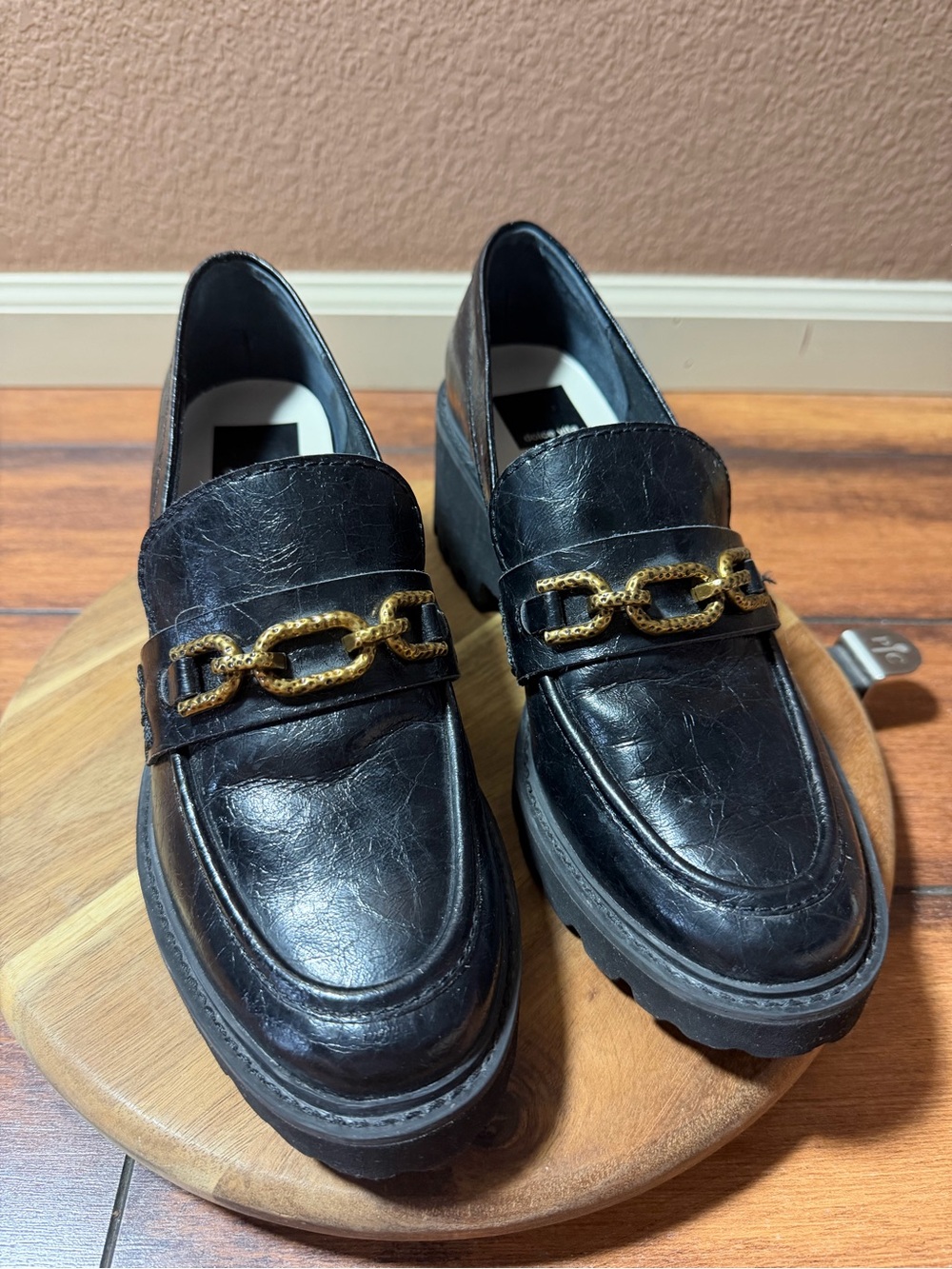 Dolce Vita Black Leather Platform Loafers with Gold Chain Accent Size 7.5
